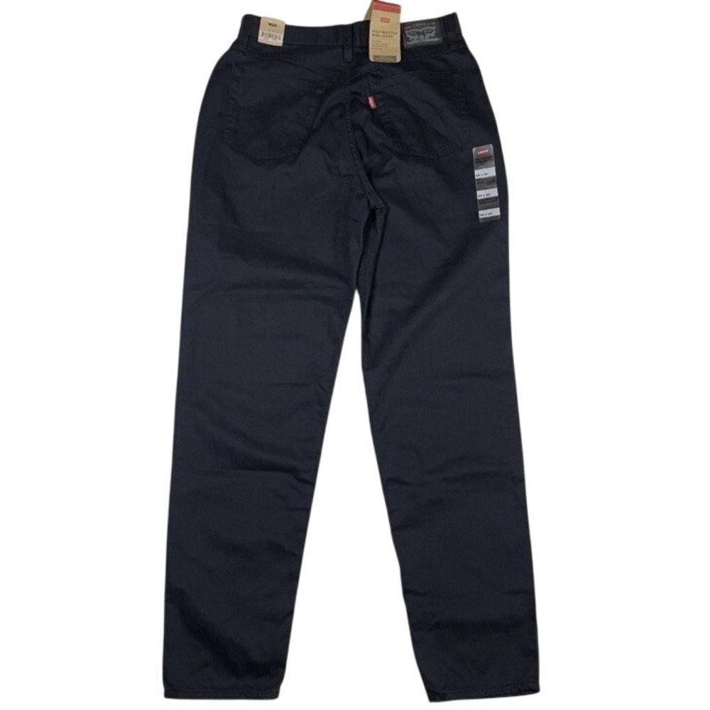 Levi's High Waisted Mom Jeans Women's 29x30 Dark Blue Relaxed Tapered NEW